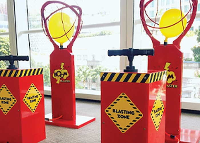 balloon-blaster-deluxe-carnival-game-rental-singapore