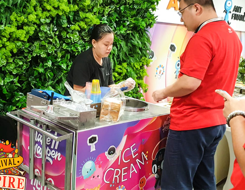 Traditonal Slice Ice Cream Rental