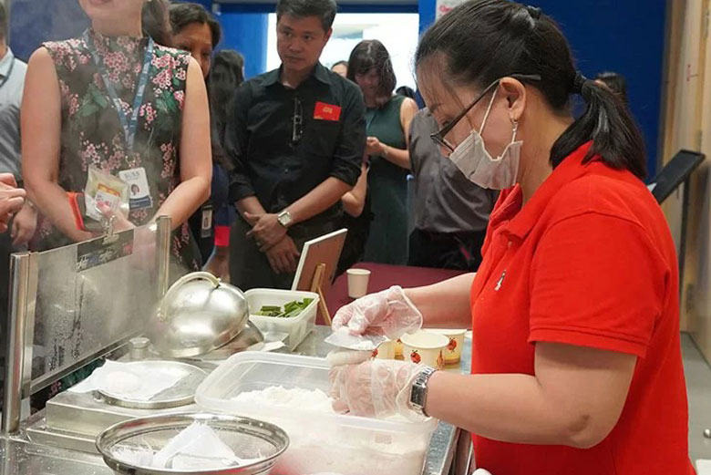 Tutu Kueh Live Station Rental Singapore